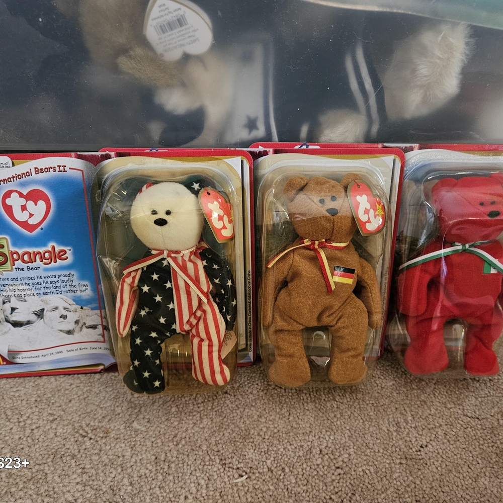 Ty International Bears Set